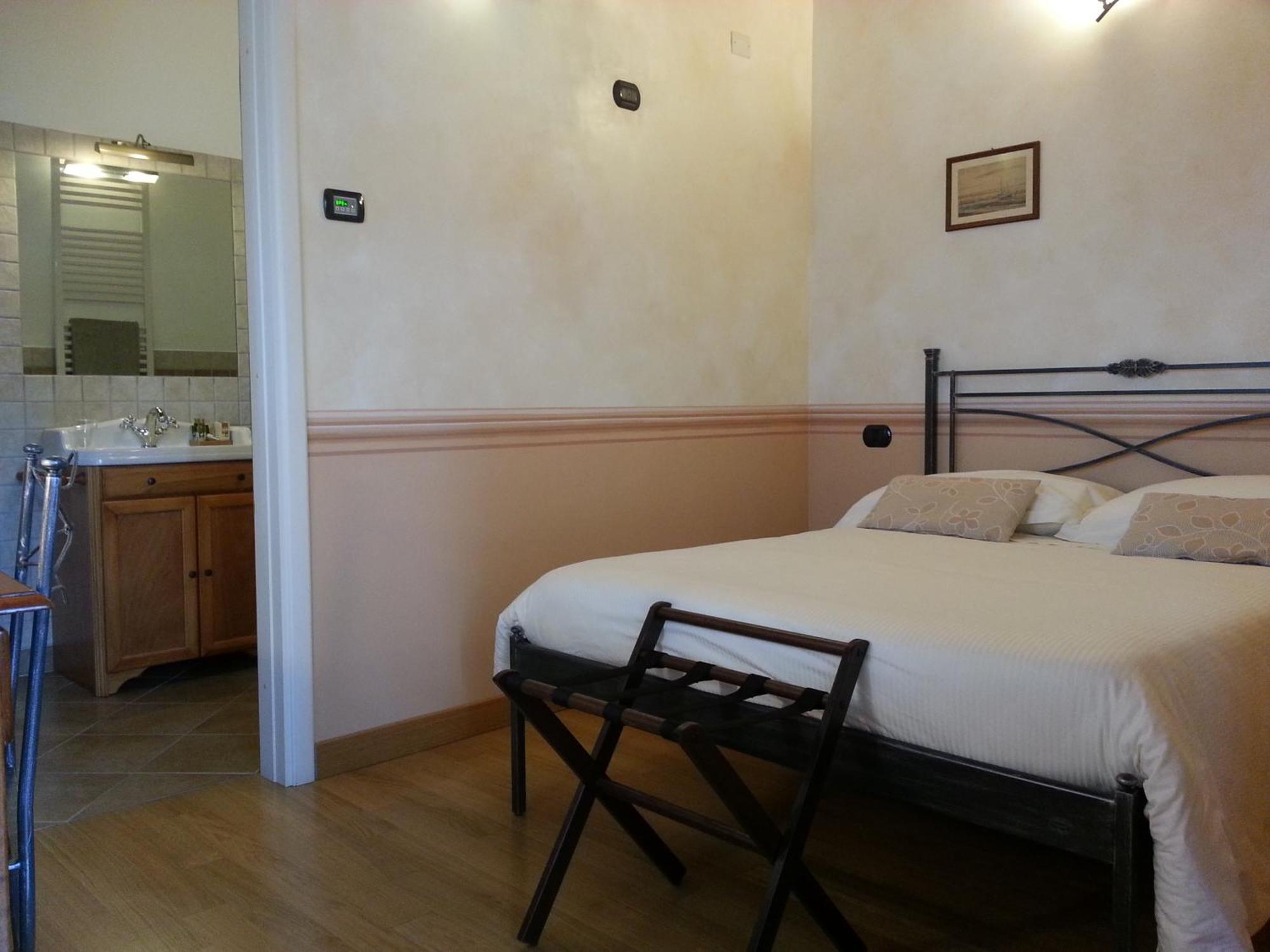 La Locanda Di San Biagio Bolzaneto Habitación foto